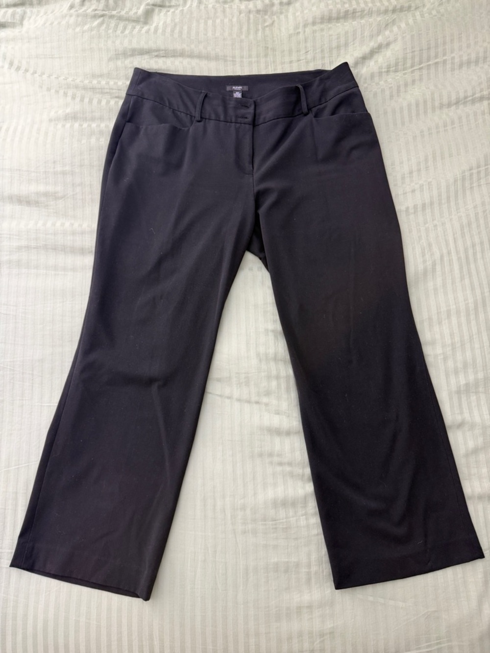 Alfani Black Women's Trousers - Wide Crop